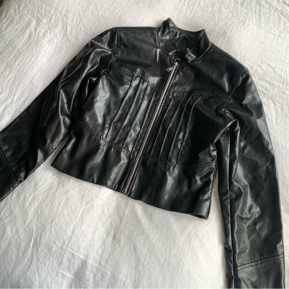 NWT Vintage Dollhouse Mock Neck Faux Leather Crop Moto Biker Jacket 90s Y2K - Picture 2 of 6